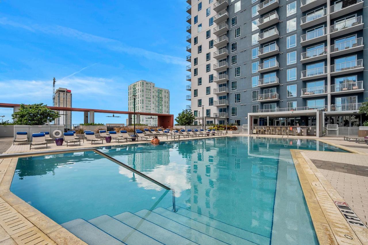 Luxury 1 Bedroom With Den Downtown Tampa Apt - City Views, Rooftop Pool, Workspace מראה חיצוני תמונה