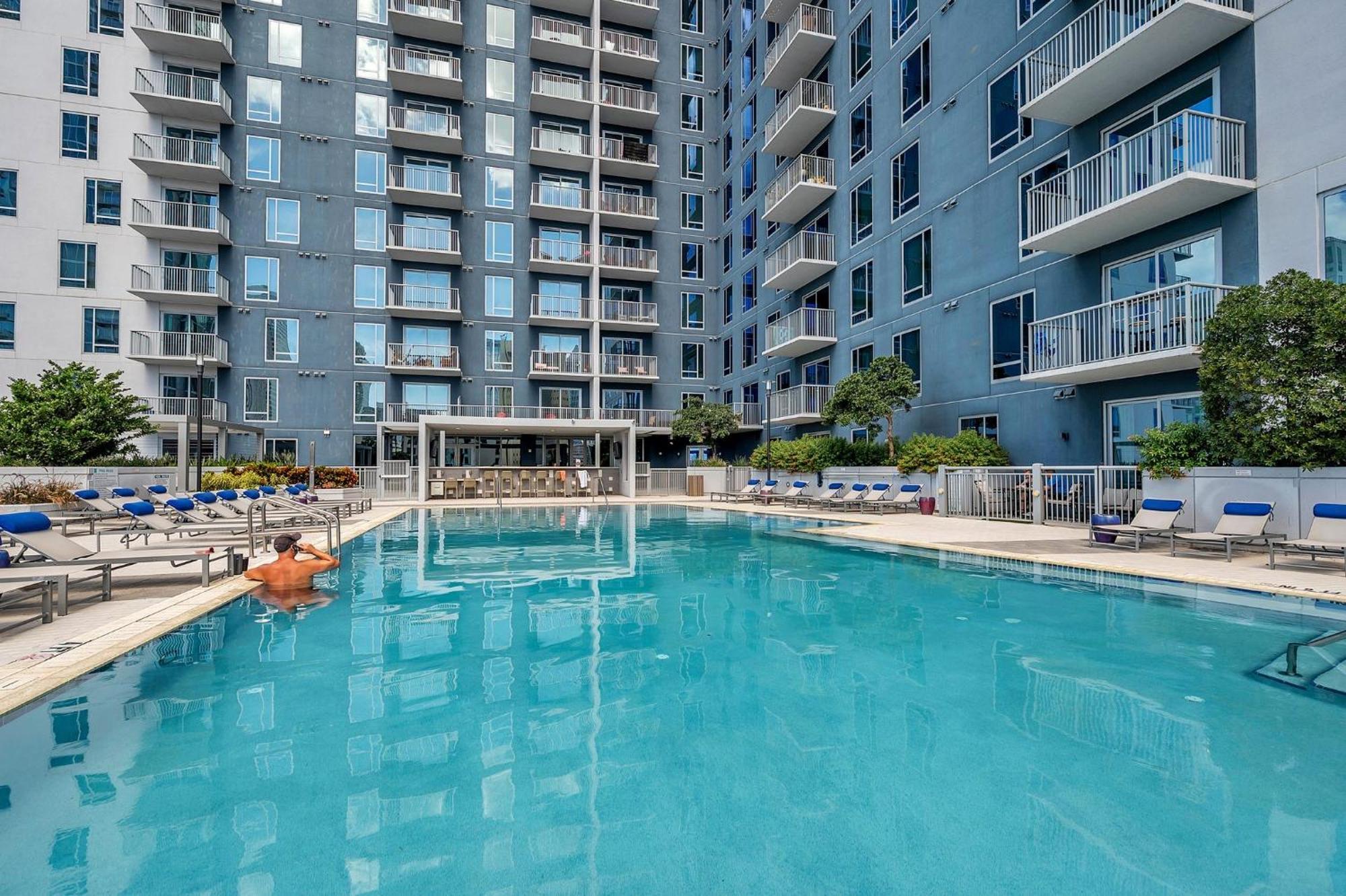 Luxury 1 Bedroom With Den Downtown Tampa Apt - City Views, Rooftop Pool, Workspace מראה חיצוני תמונה
