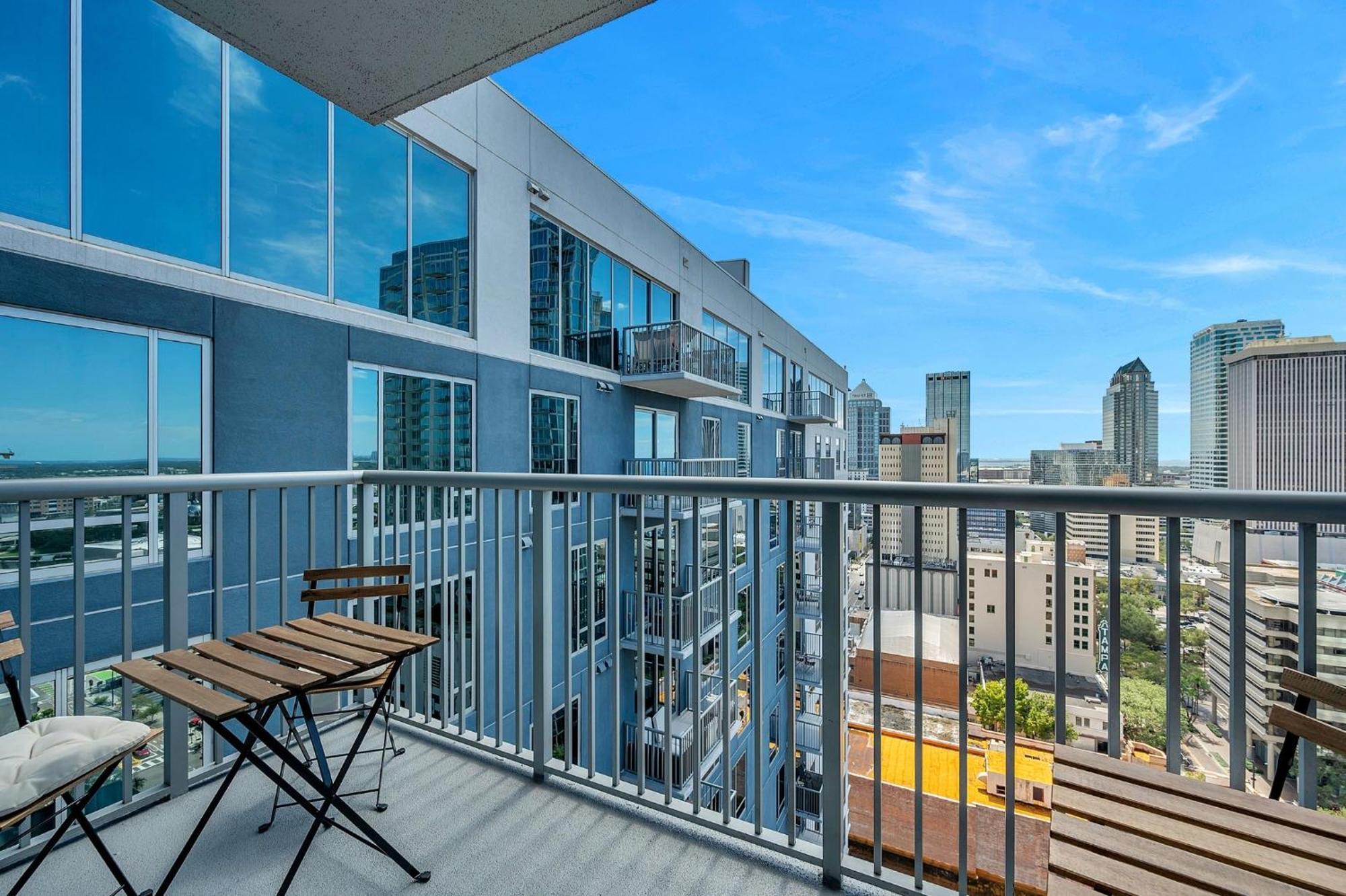 Luxury 1 Bedroom With Den Downtown Tampa Apt - City Views, Rooftop Pool, Workspace מראה חיצוני תמונה