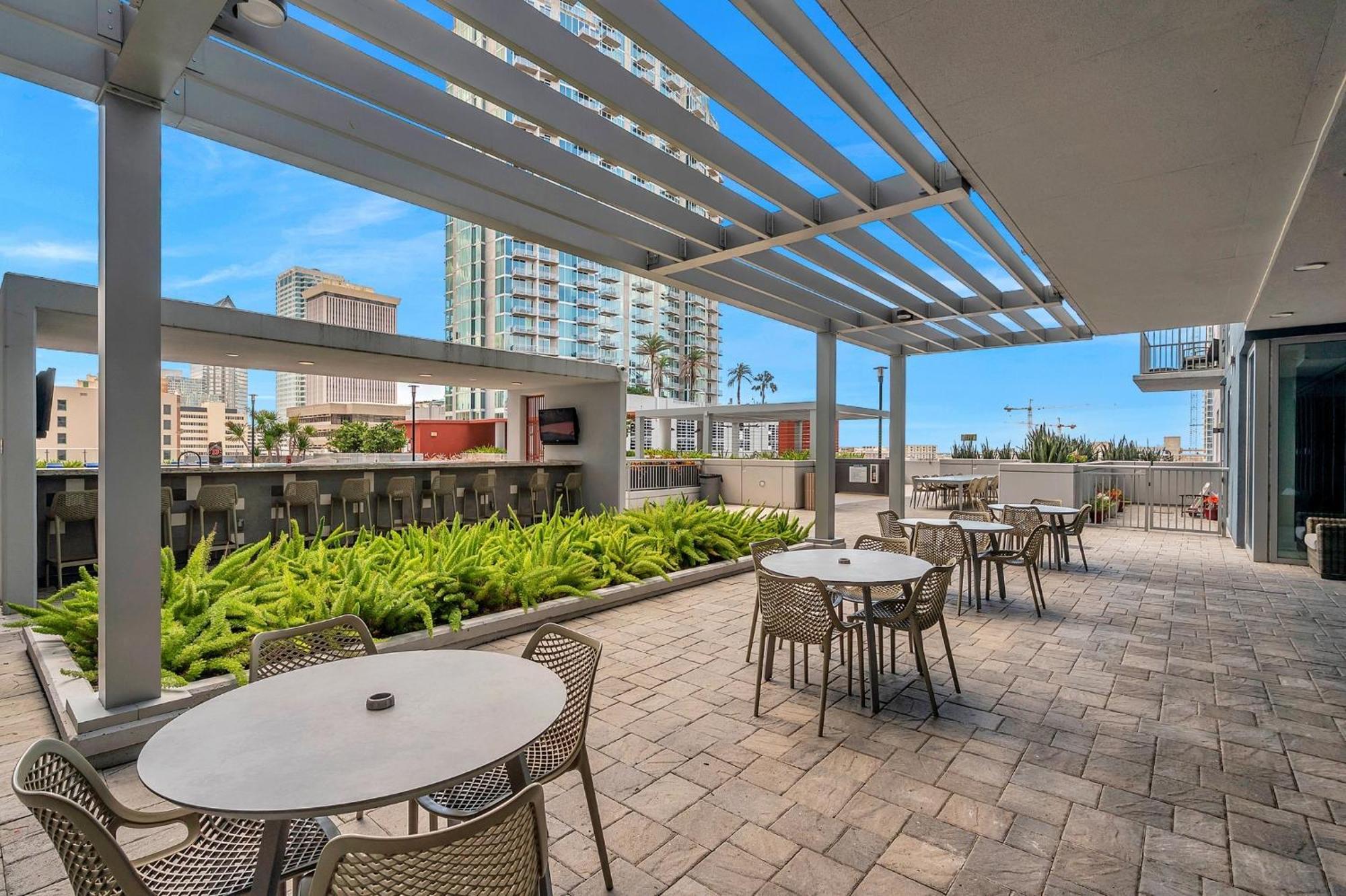 Luxury 1 Bedroom With Den Downtown Tampa Apt - City Views, Rooftop Pool, Workspace מראה חיצוני תמונה